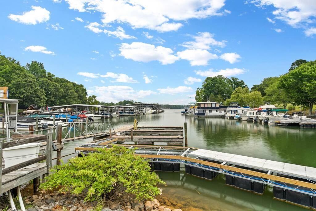 Cozy Lake Home - Jacuzzi King Bed Marina Access Mooresville Ngoại thất bức ảnh